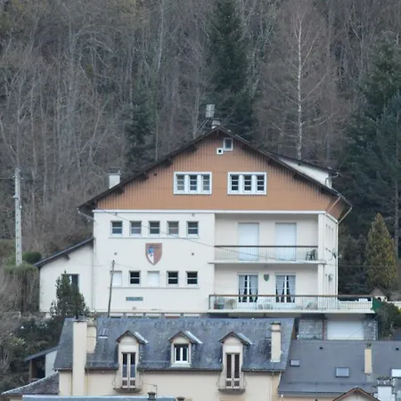 Hostel Chalet Peyranere *